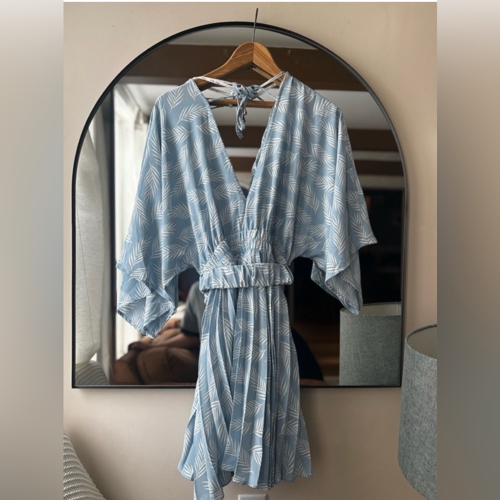 THE CLOTHING COMPANY- Blue Palm Leaf Print Kimono Dress